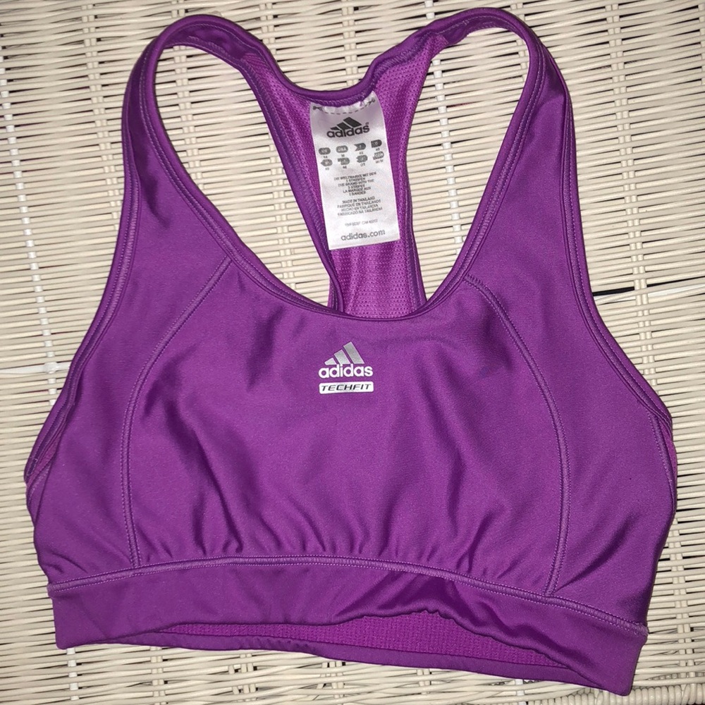 Sports bra